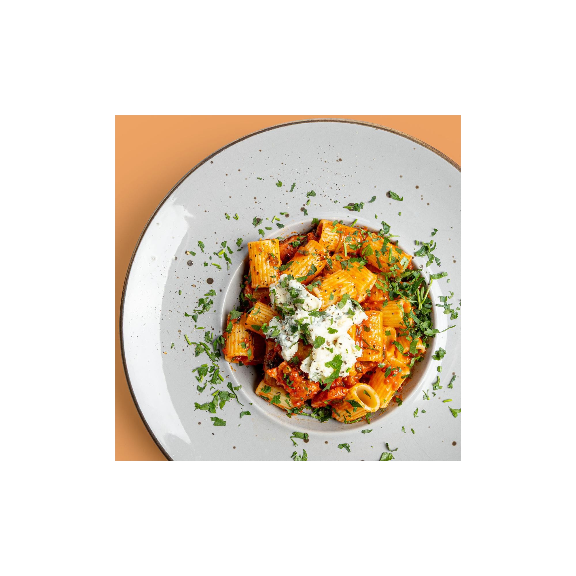 Rigatoni z salsicią